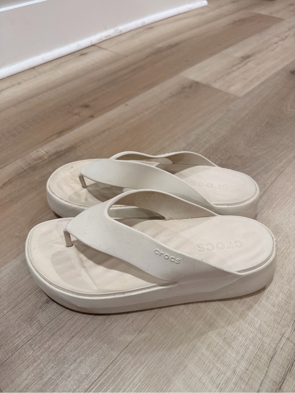 CROCS Women's Cream Platform Flip Flop Sandals